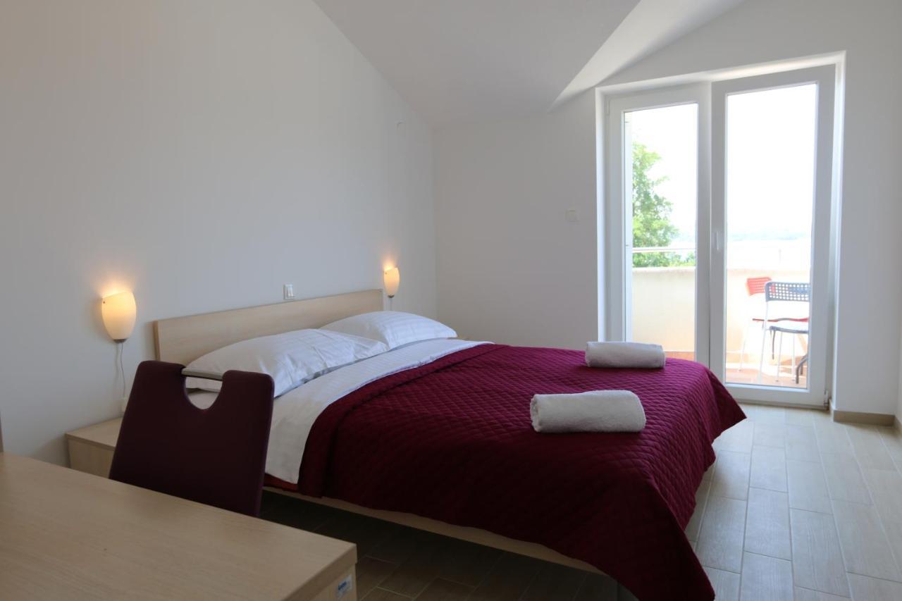 Apartments Sucic Iva I Tea 솔린 외부 사진