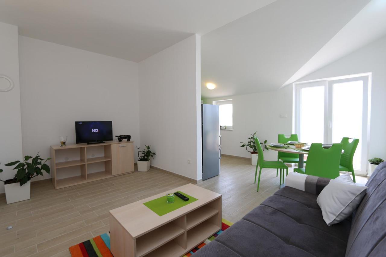 Apartments Sucic Iva I Tea 솔린 외부 사진