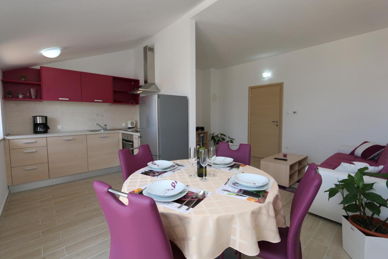 Apartments Sucic Iva I Tea 솔린 외부 사진